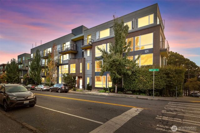 121 12th Avenue E 506, Seattle