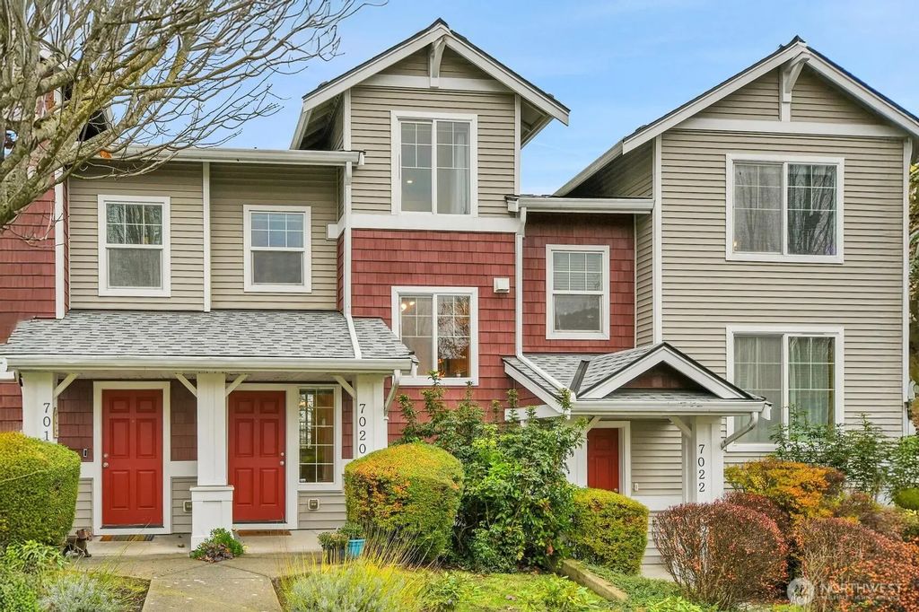 7020 Holly Park Drive S W2, Seattle