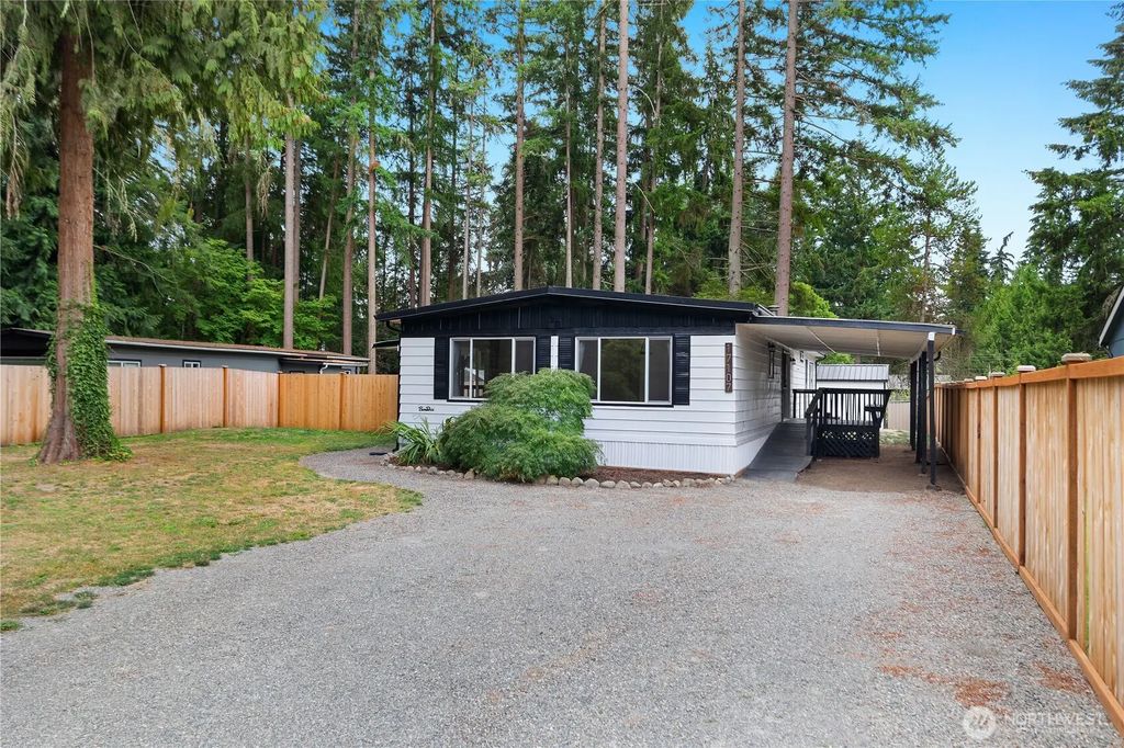 17107 Snowbell Court Se, Yelm