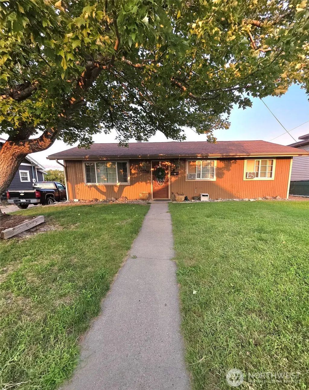 819 Walker Avenue, Wenatchee