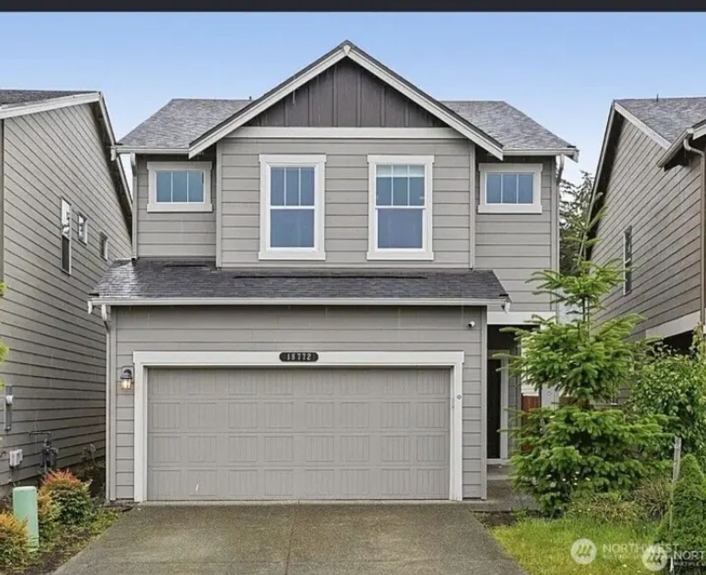 18772 Lipoma Place E, Puyallup