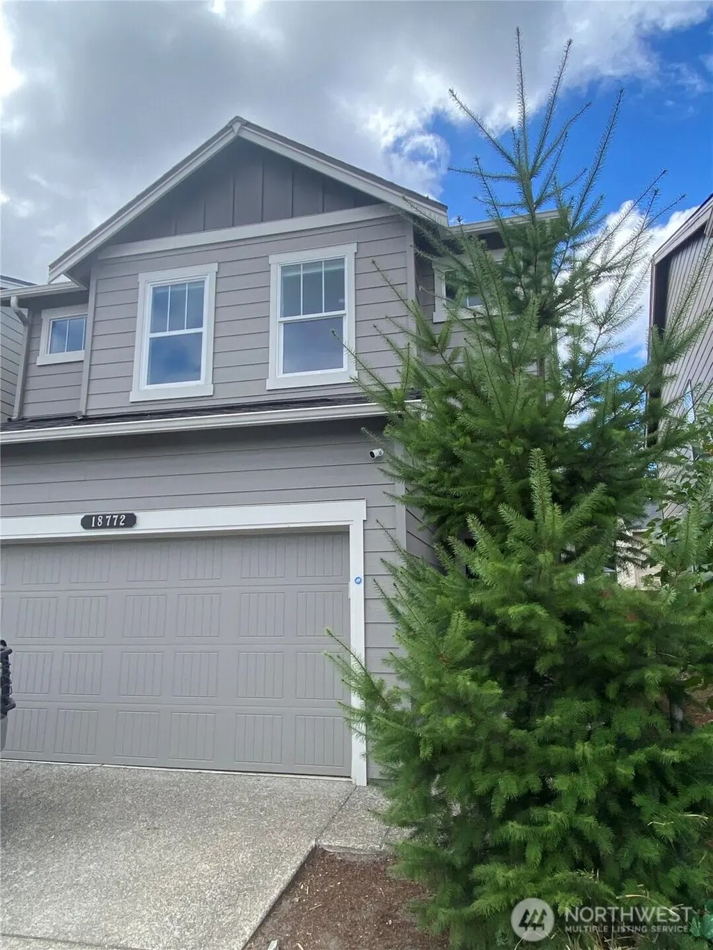 18772 Lipoma Place E, Puyallup