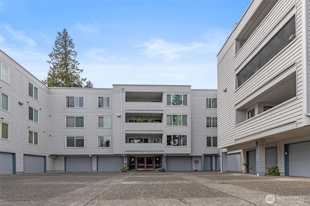 17417 Ashworth Avenue N 202, Shoreline