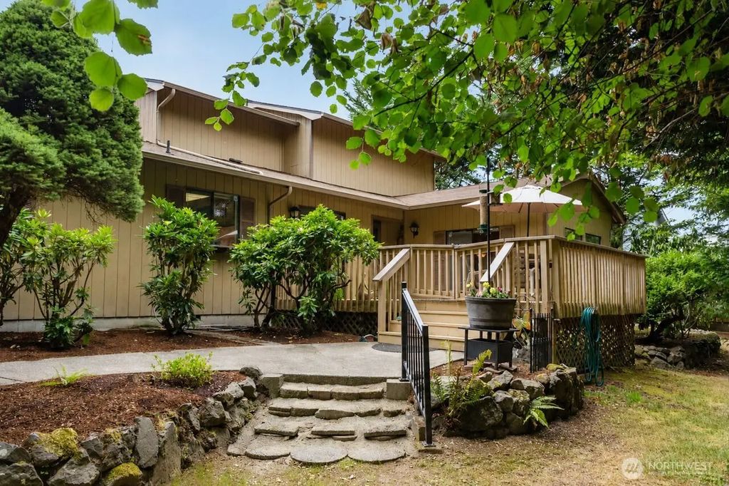9215 96th Street Nw, Gig Harbor