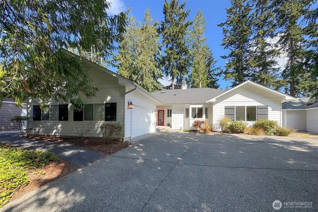 121 Harleman Drive, Sequim