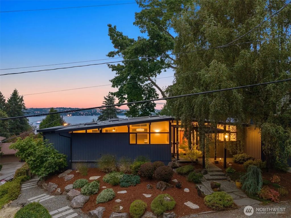3515 72nd Avenue Se, Mercer Island