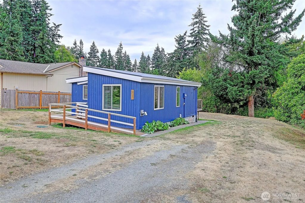 921 James Way, Camano Island
