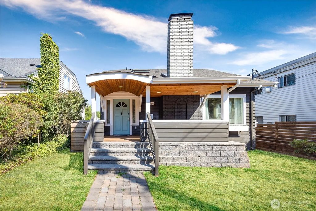 7526 Roosevelt Way Ne, Seattle