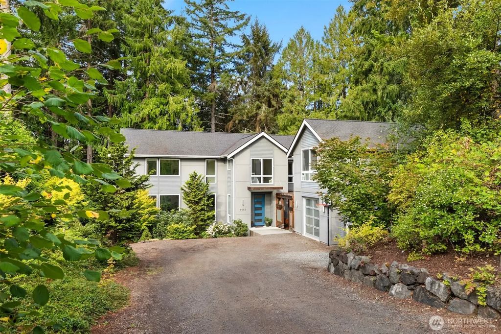 4959 Lynwood Center Road Ne, Bainbridge Island