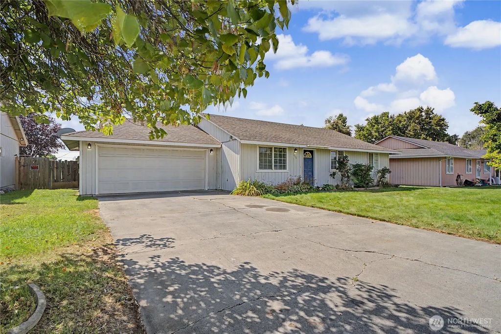 1116 E Hayden, Moses Lake