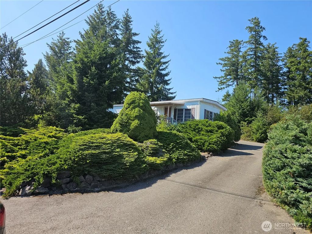 4720 W Davis Road, Bremerton