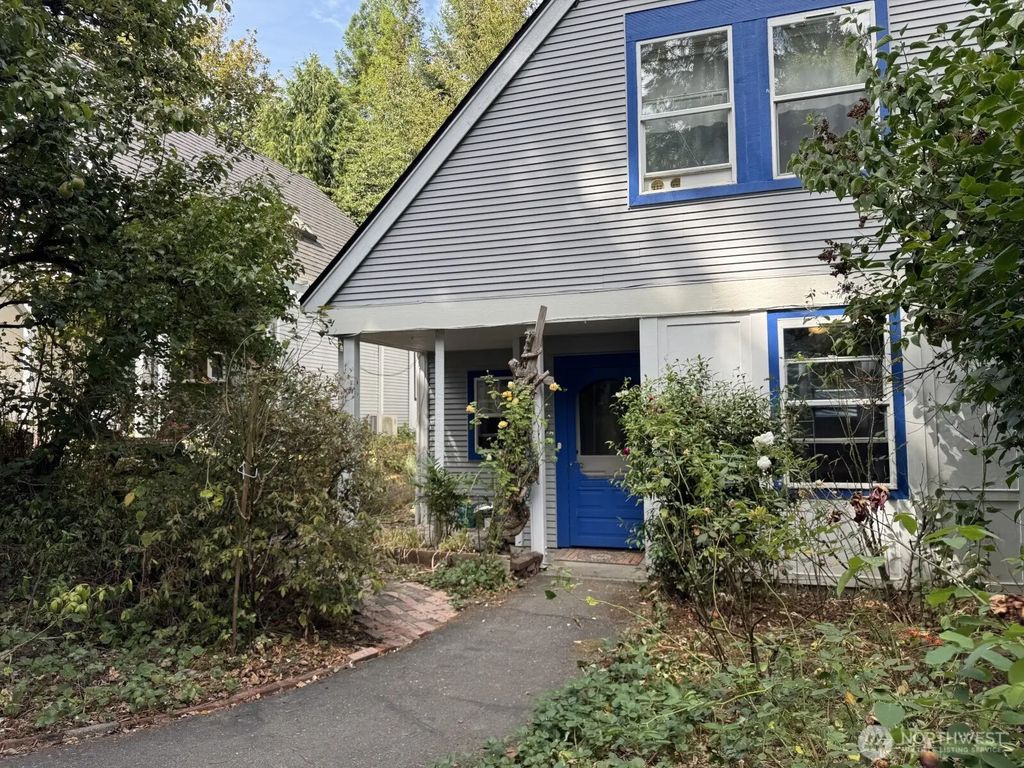 353 Wallace Way Ne 7, Bainbridge Island