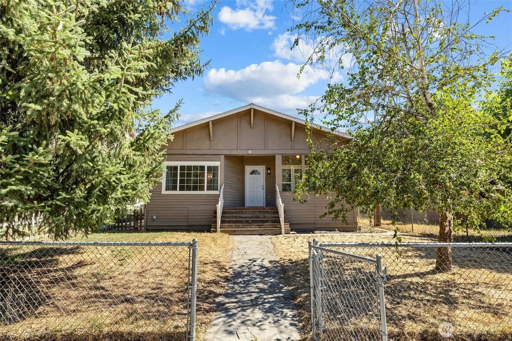 402 S Pearl Street, Ellensburg