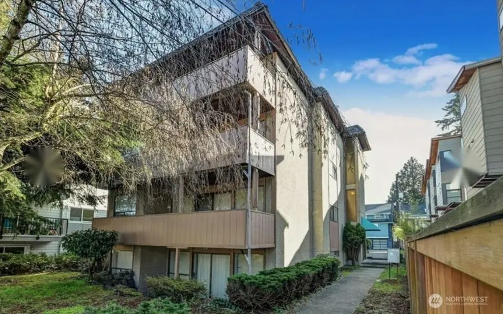 5916 California Avenue Sw, Seattle