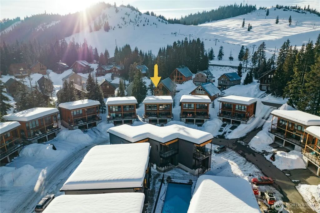 200 Pass Life Way 1, Snoqualmie Pass