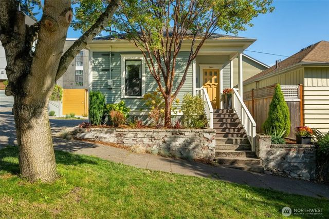 2614 E John Street, Seattle