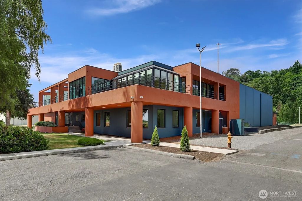 18700 Southcenter Parkway, Tukwila