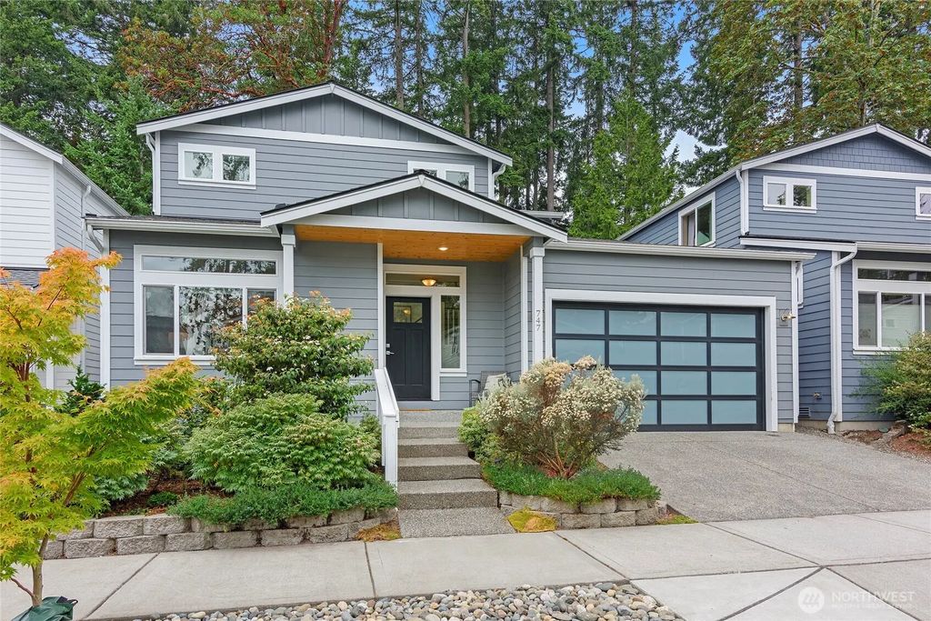 747 Fords Court, Bainbridge Island