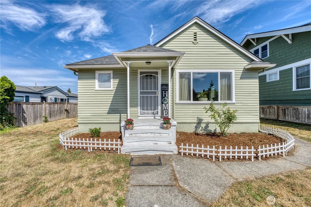 1908 Burwell St, Bremerton