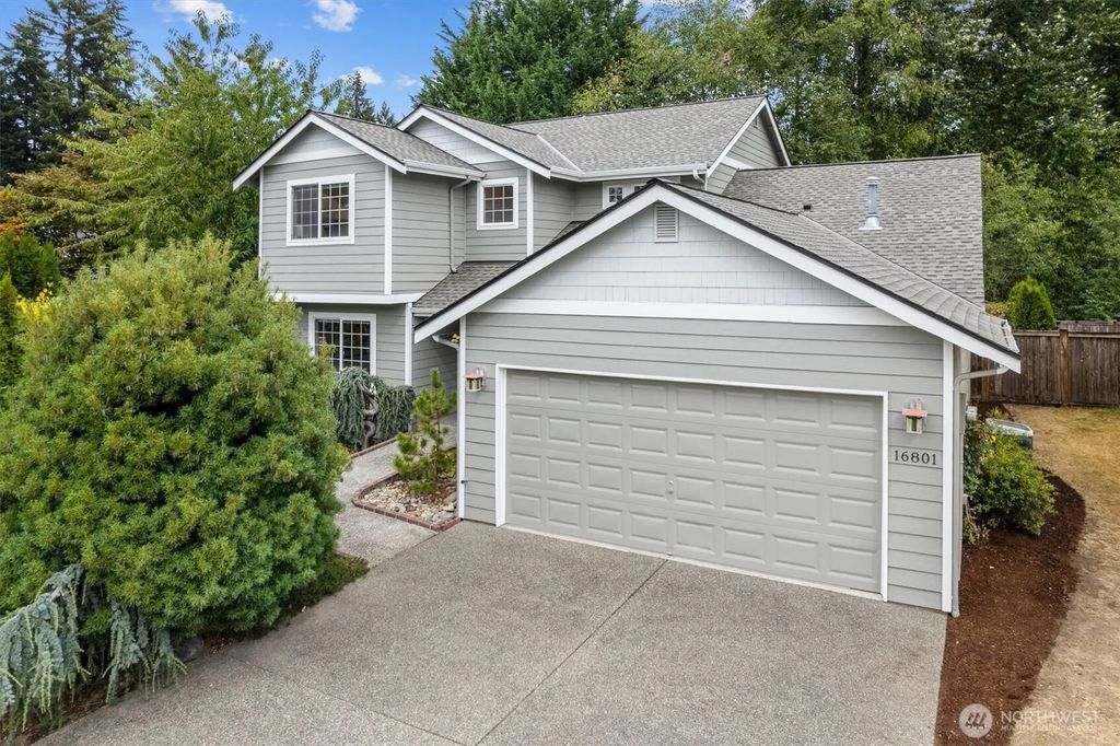 16801 129th Avenue E, Puyallup