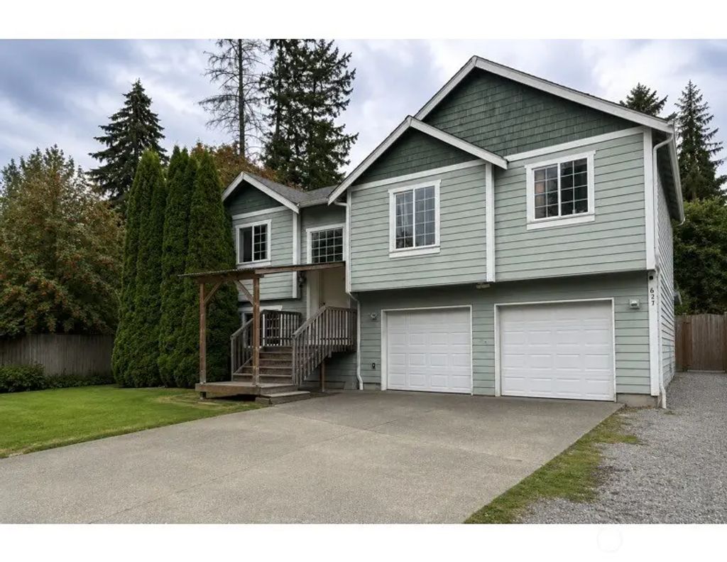627 Brookdale Road E, Tacoma