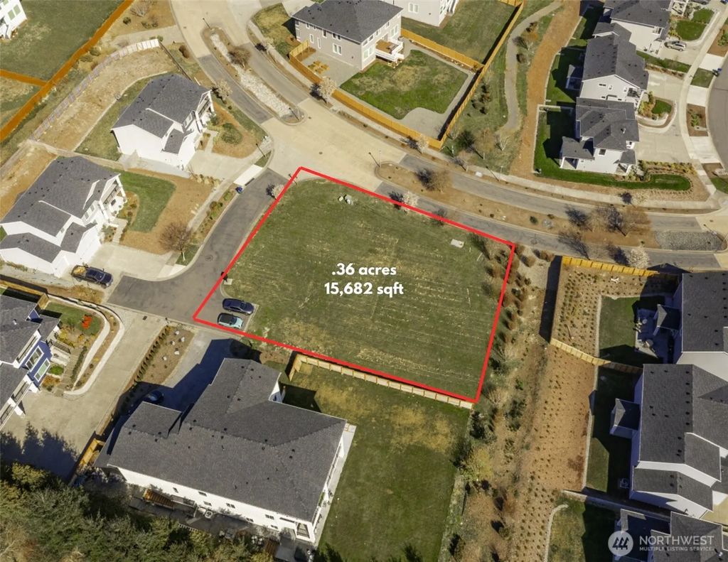 5463 Tolmiea Court, Blaine