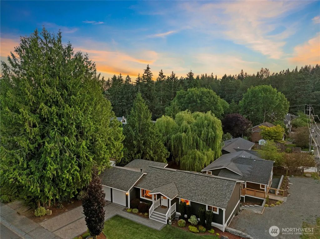 13115 80th Avenue Ne, Kirkland