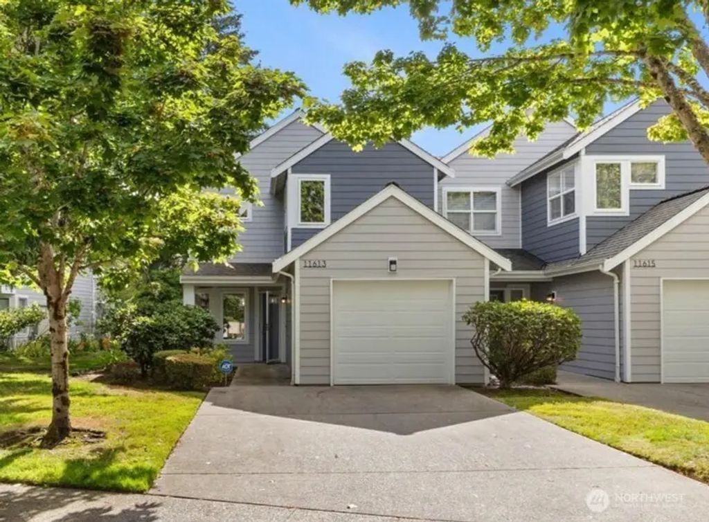 11613 Grove Drive, Mukilteo