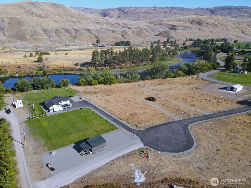 0 Tbd Chinook Point Lane, Okanogan