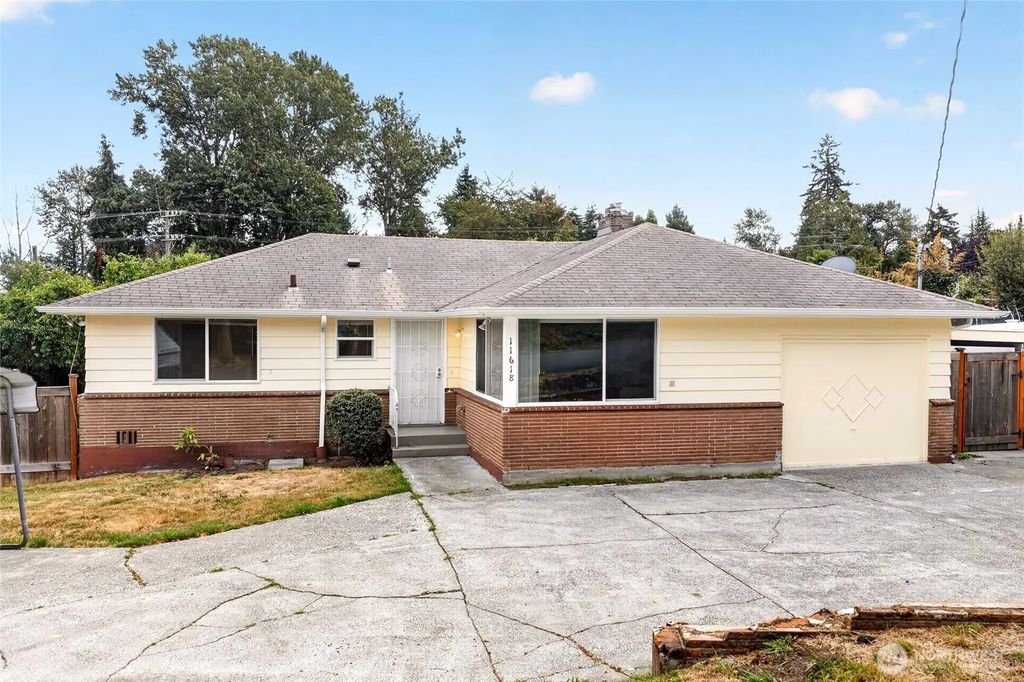 11618 Roseberg Avenue S, Seattle