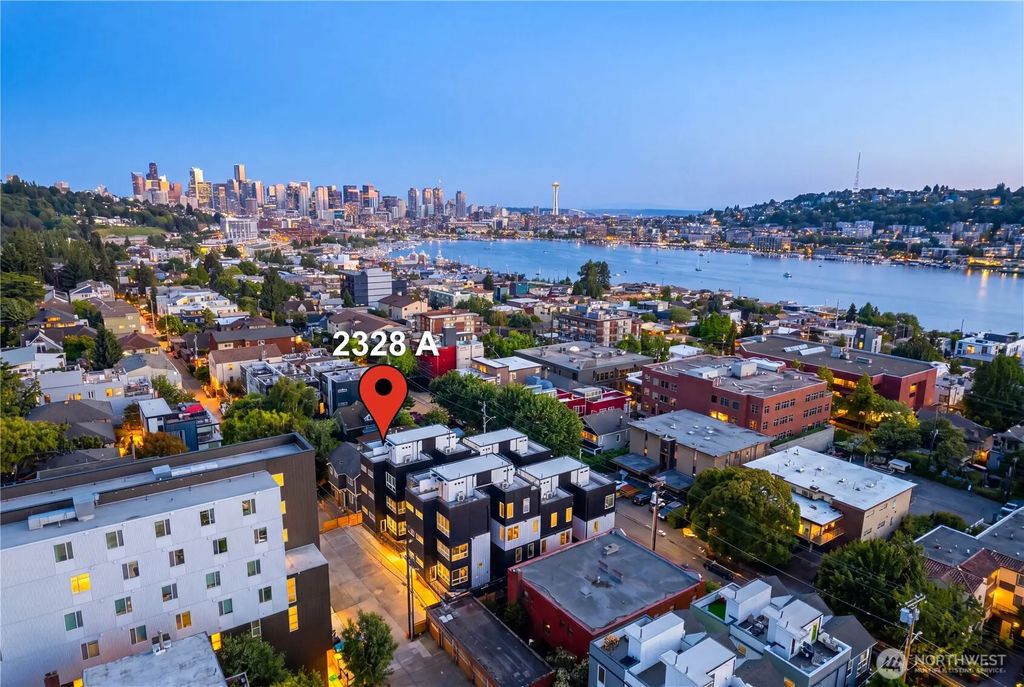 2328 Franklin Avenue E A, Seattle
