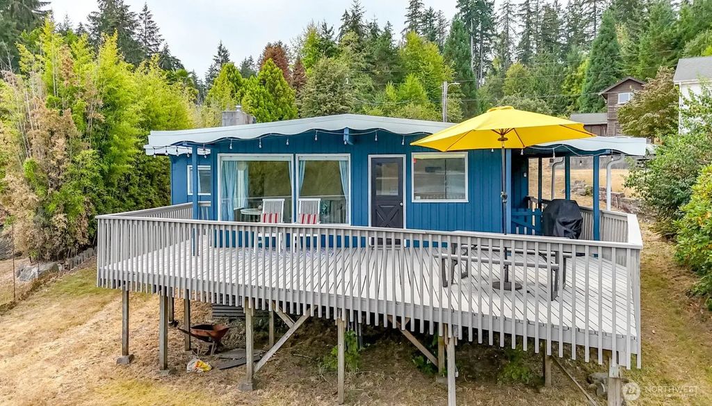 11415 Larson Road, Anderson Island