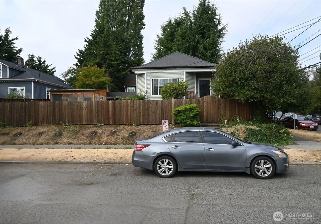 1535 24th Avenue, Seattle