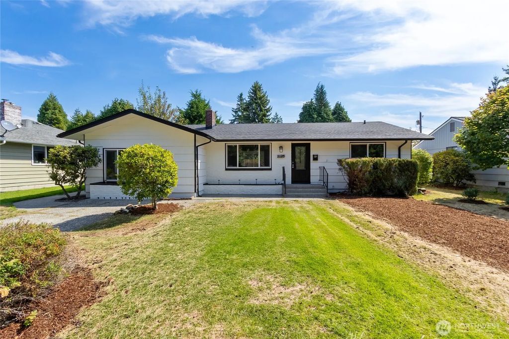 2125 N Highland Street, Tacoma