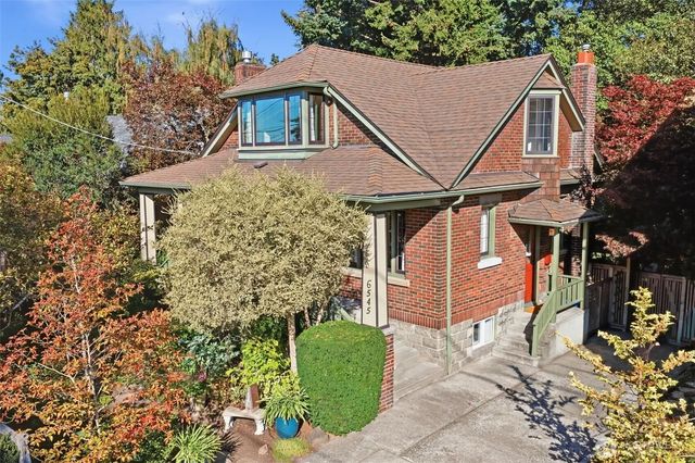 6545 Fauntleroy Way Sw, Seattle