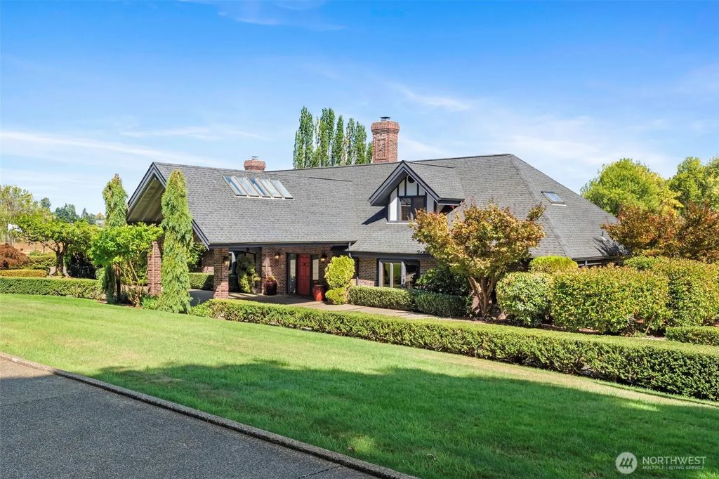 1617 S Scheuber Road, Centralia