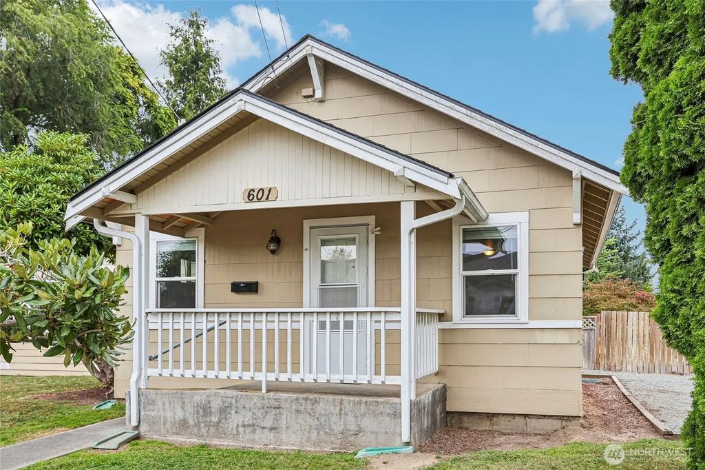 601 W Hazel Street, Mount Vernon