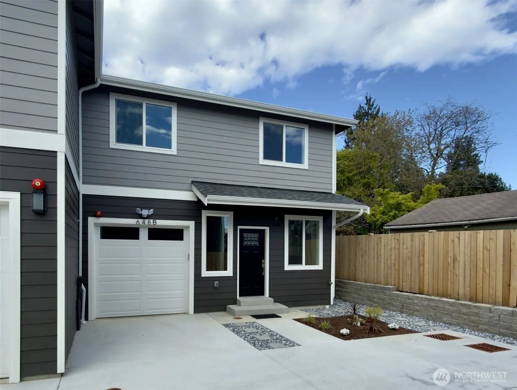648 B Sw 139th Street, Burien