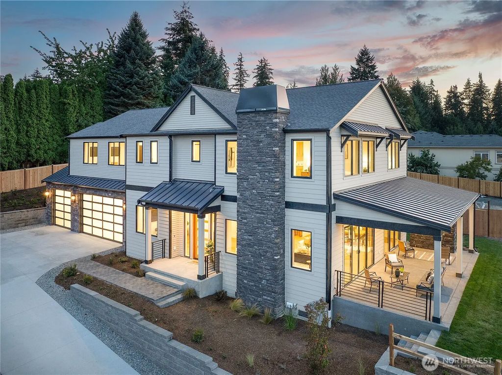 2946 215th Place Sw, Brier