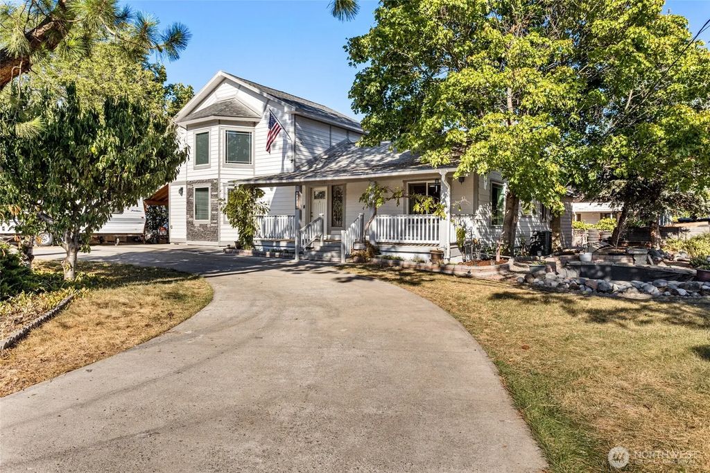 221 N Canyon Road, Yakima