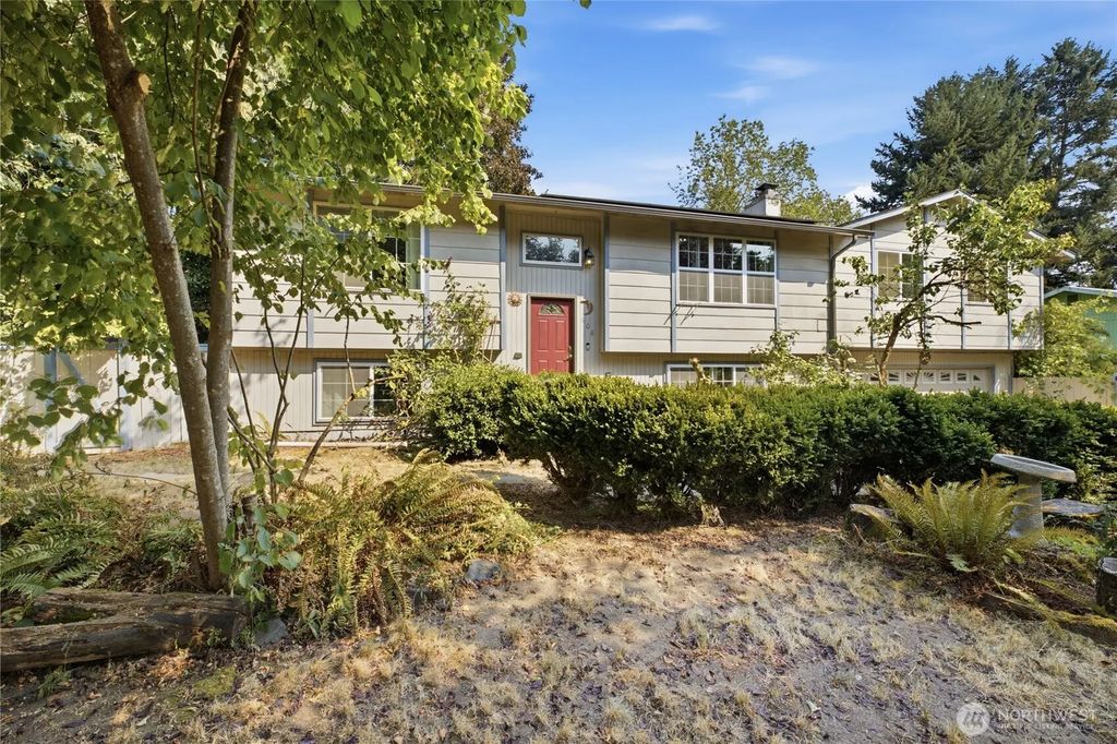 608 School Street Se, Lacey