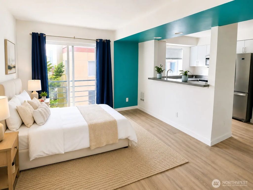 712 E Denny Way 502, Seattle