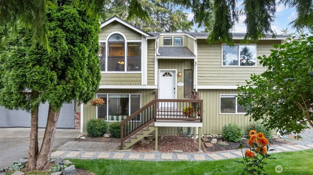 12217 221st Avenue Ct E, Bonney Lake