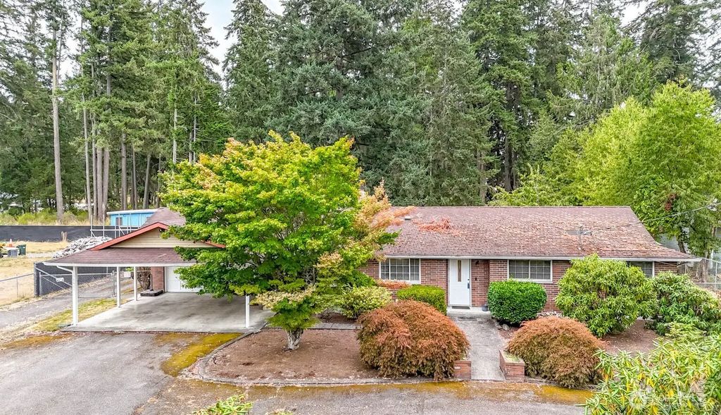 17407 36th Ave E, Tacoma