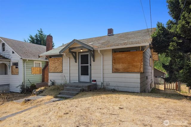 943 N 103rd Street, Seattle