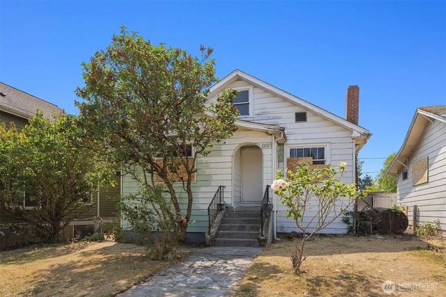 945 N 103rd Street, Seattle