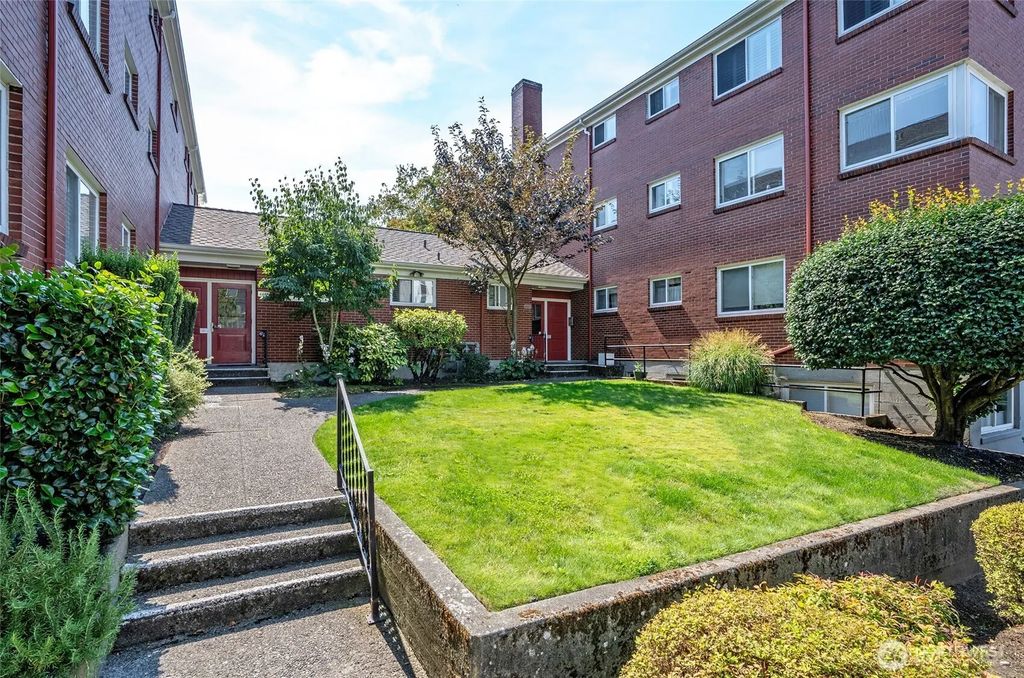 4405 Sw Alaska Street 304, Seattle