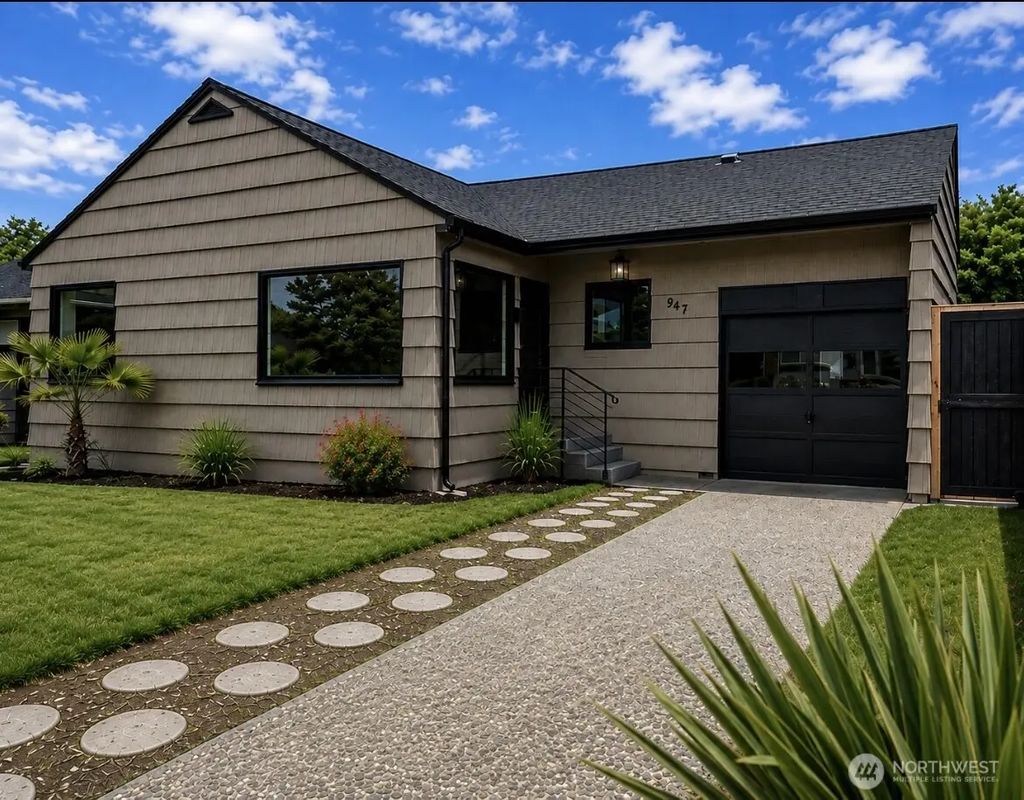 947 20th Avenue, Longview