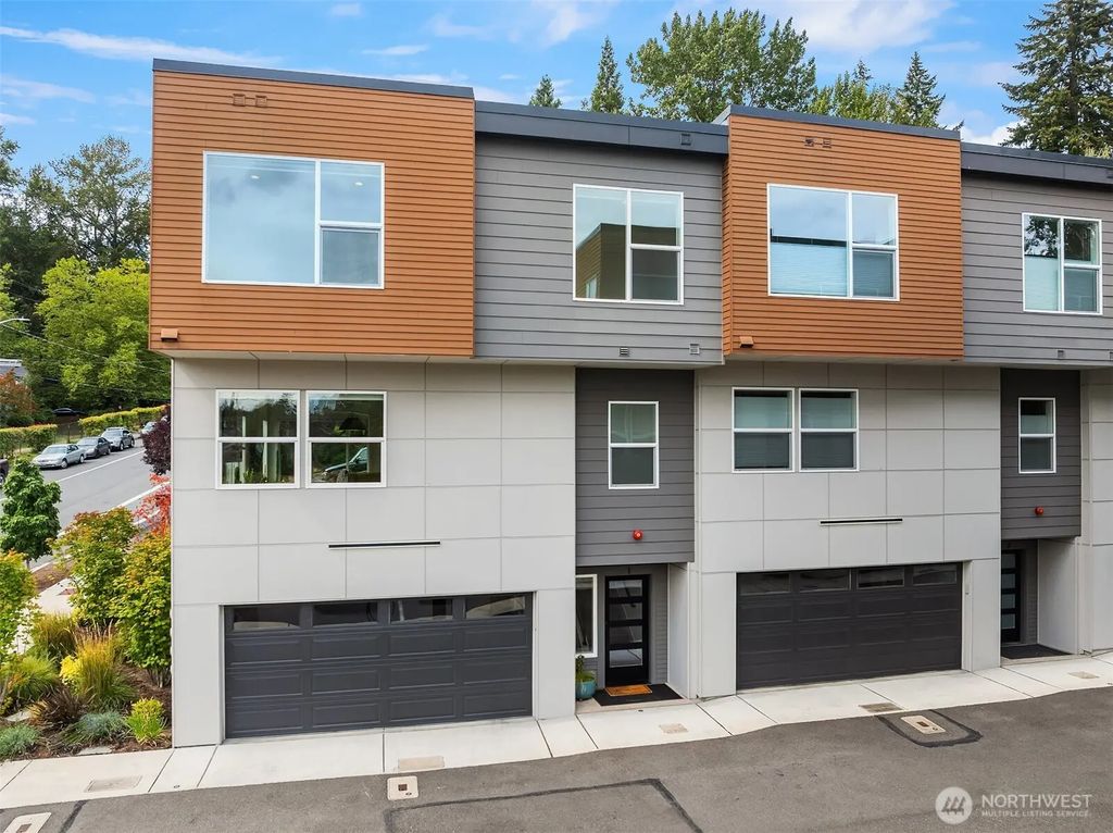 6712 Ne 185th Street 1, Kenmore