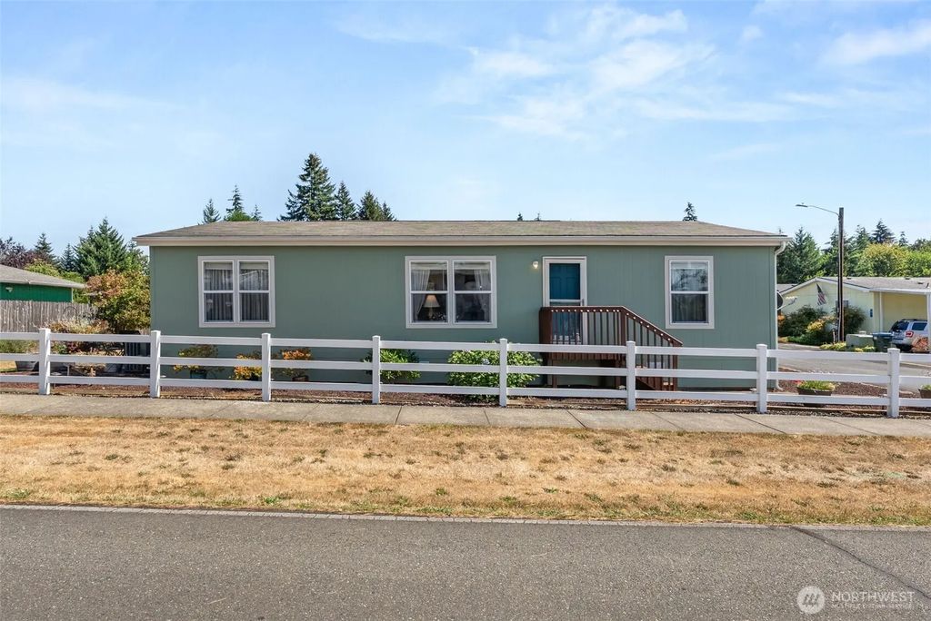 222 Maple Avenue Nw 34, Napavine